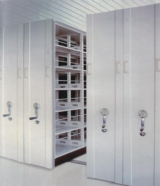 移動密集柜（三立柱）